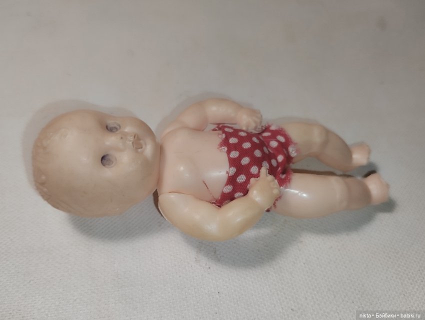 Пара пупсов времен СССР с дефектами (фото 9)