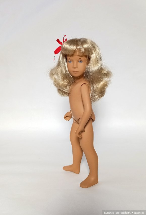 Sasha Morgenthaler Blonde in School Uniform Dress (фото 9)