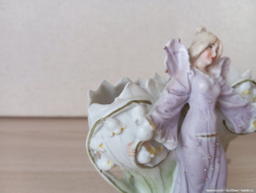 Антикварная фарфоровая миниатюрная вазочка (Германия) (фото 7)