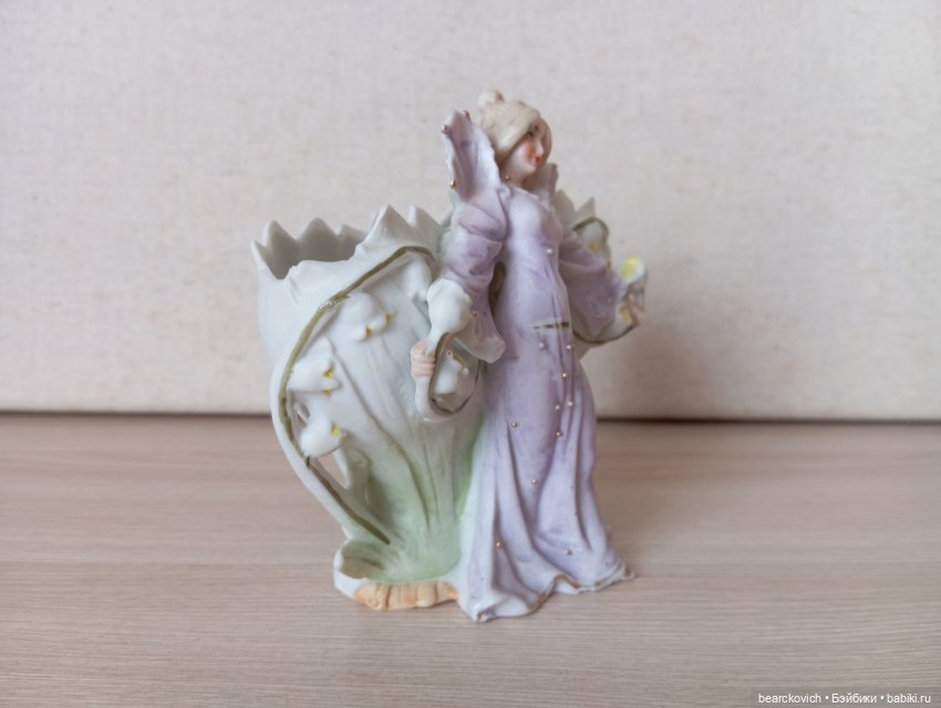 Антикварная фарфоровая миниатюрная вазочка (Германия) (фото 4)