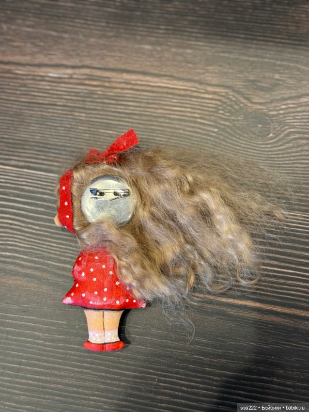 Текстильная кукла-брошь Юлии Подколозиной Tilipul&Trilipul (фото 6)