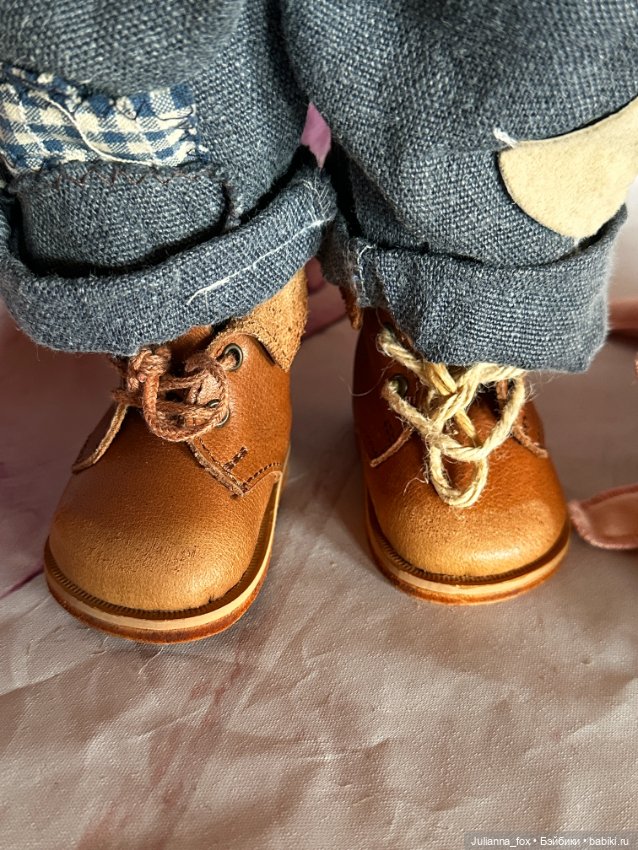 Пухлячок Эдер от Susi Eimer для Gotz со своей любимой свинкой