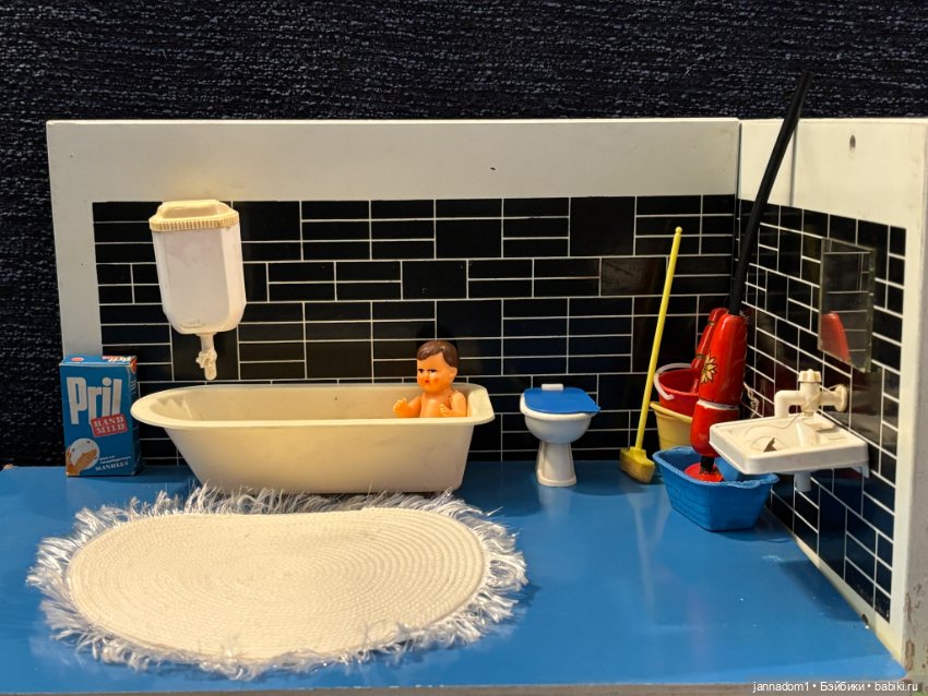 Ванная комната для маленьких куколок, пупсиков, ГДР