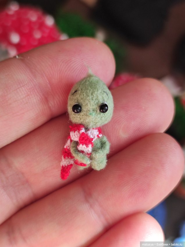 Вязанные игрушки щенок, мишка, гринч