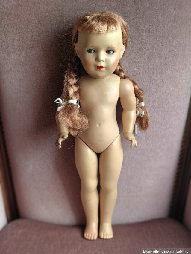 Флиртушка немочка с зайчиком