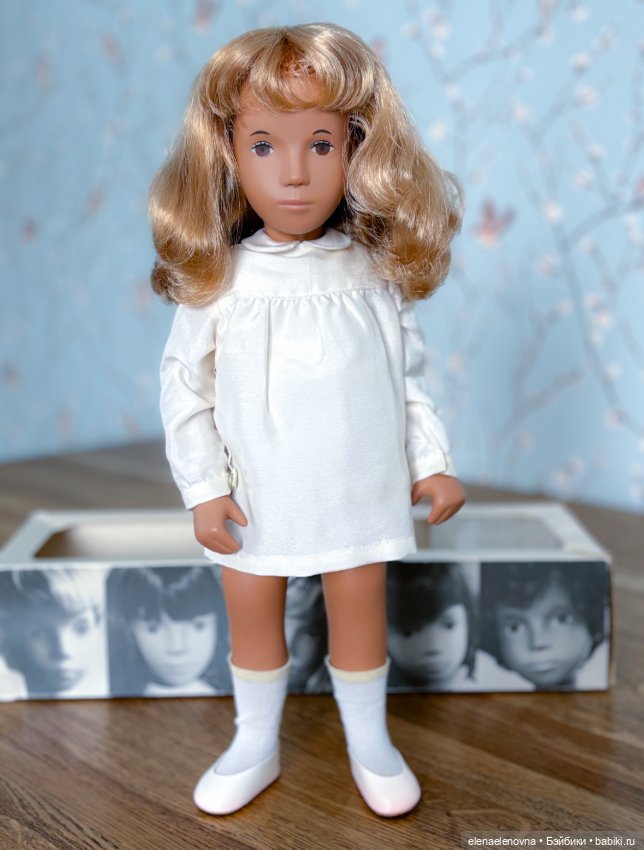 Медовая Саша Sasha Honey blonde hear Silk Dress Sasha doll Morgenthaler