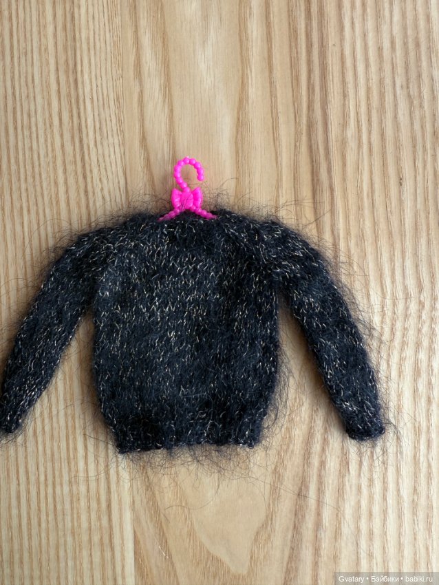 Лот: свитер и две толстовки для Barbie и подобных (фото 2)