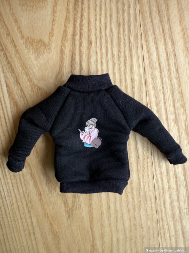 Лот: свитер и две толстовки для Barbie и подобных (фото 7)