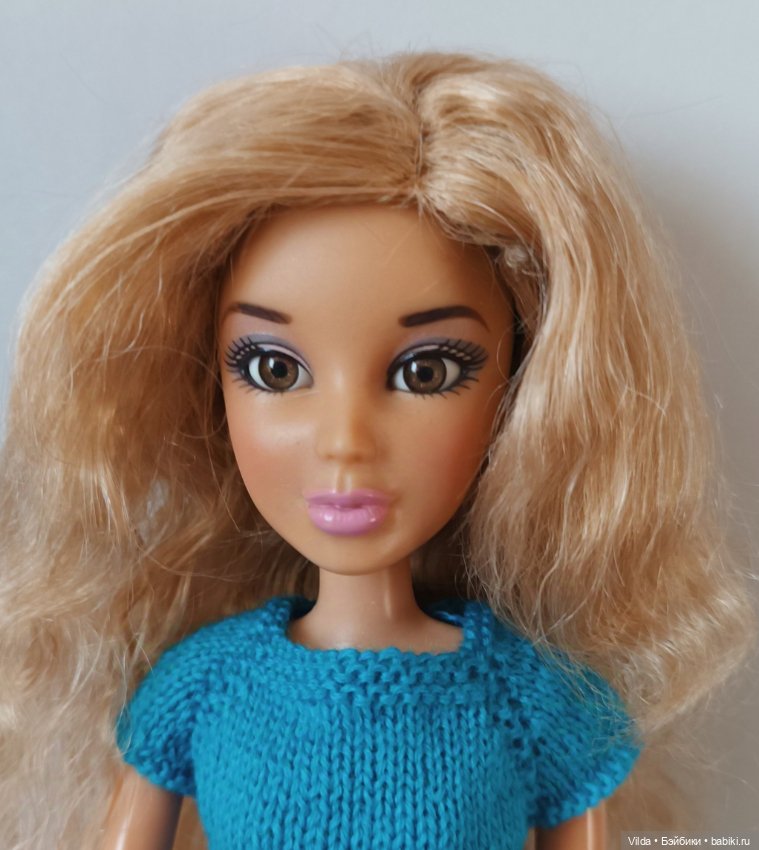 Продам парик monigue 4 -5