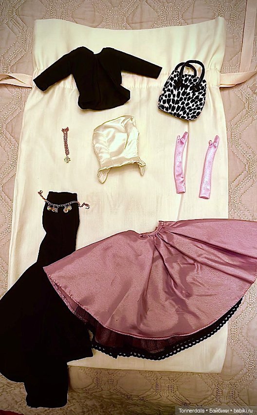 Кукла Барби Маттел Силкстоун От Заката до Рассвета Barbie Dusk To Dawn Giftset Silkstone Gold Label (фото 2)