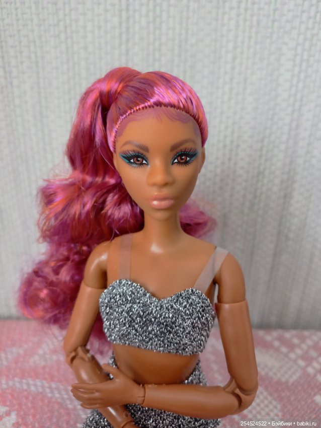 Барби Looks Тамика — Игровые куклы (фото 4)