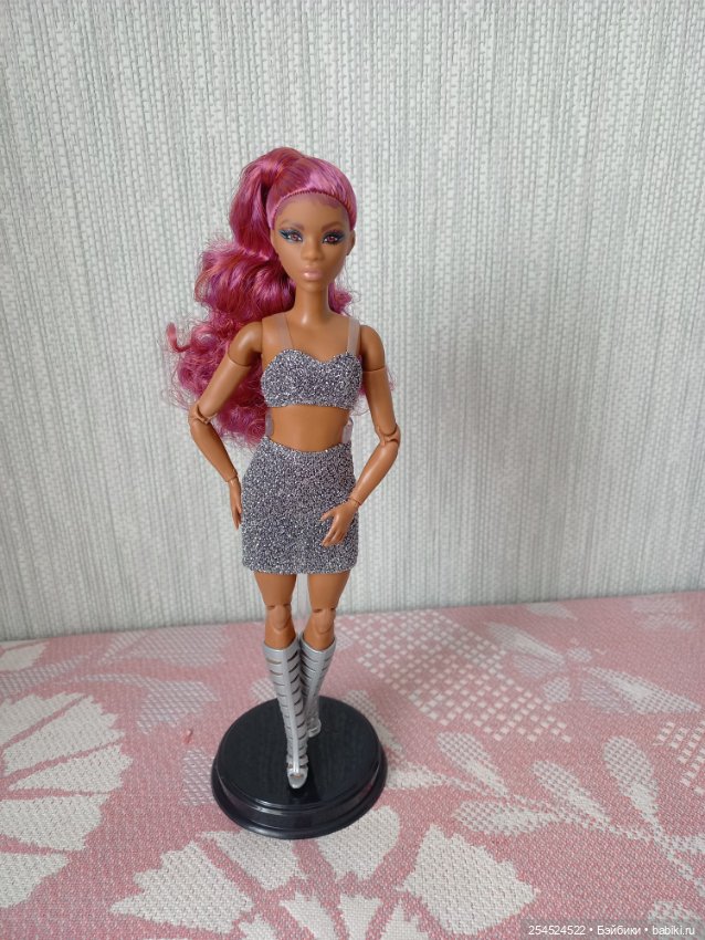 Барби Looks Тамика — Игровые куклы