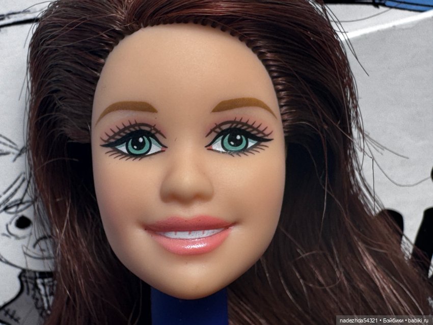 Голова Барби Майли Стюарт (фото 4)