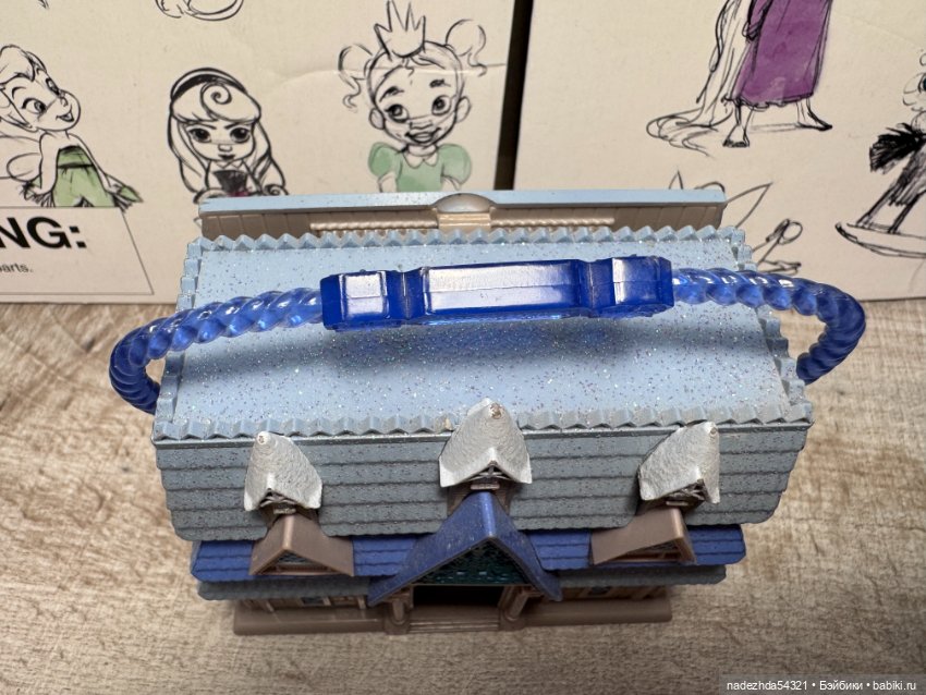 Кукольный домик Эльзы и Анны без аксессуаров Disney Animators' Collection (фото 3)