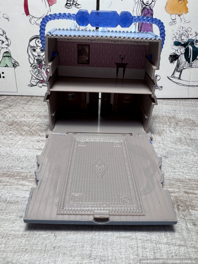 Кукольный домик Эльзы и Анны без аксессуаров Disney Animators' Collection (фото 10)