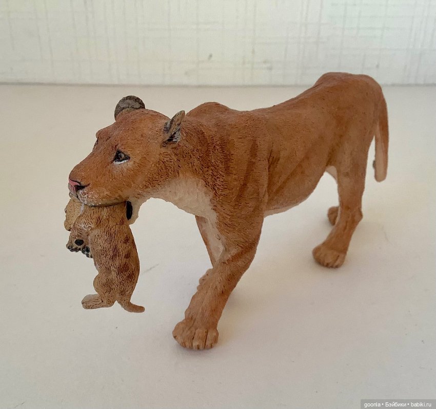 Львица с детенышем — Игрушки для детей