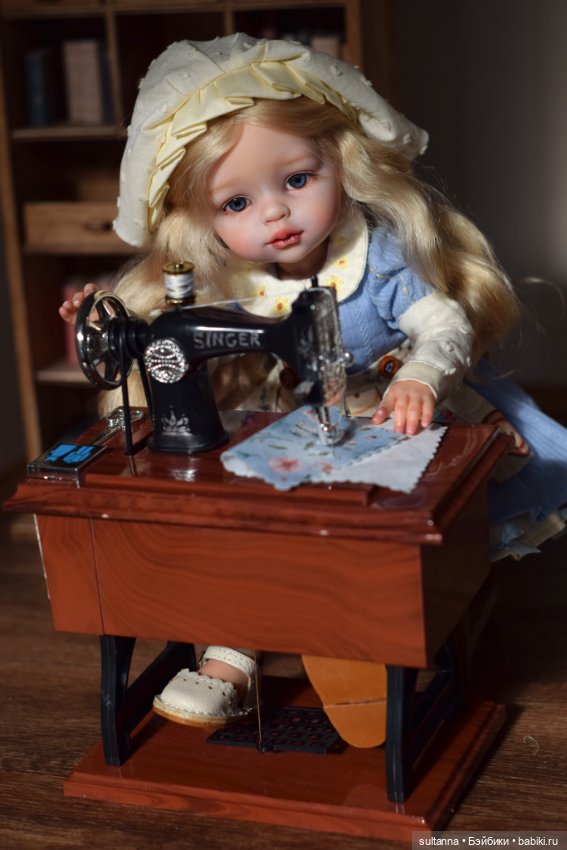 ООАК Паола Рейна, Paola Reina Белошвейка (фото 2)