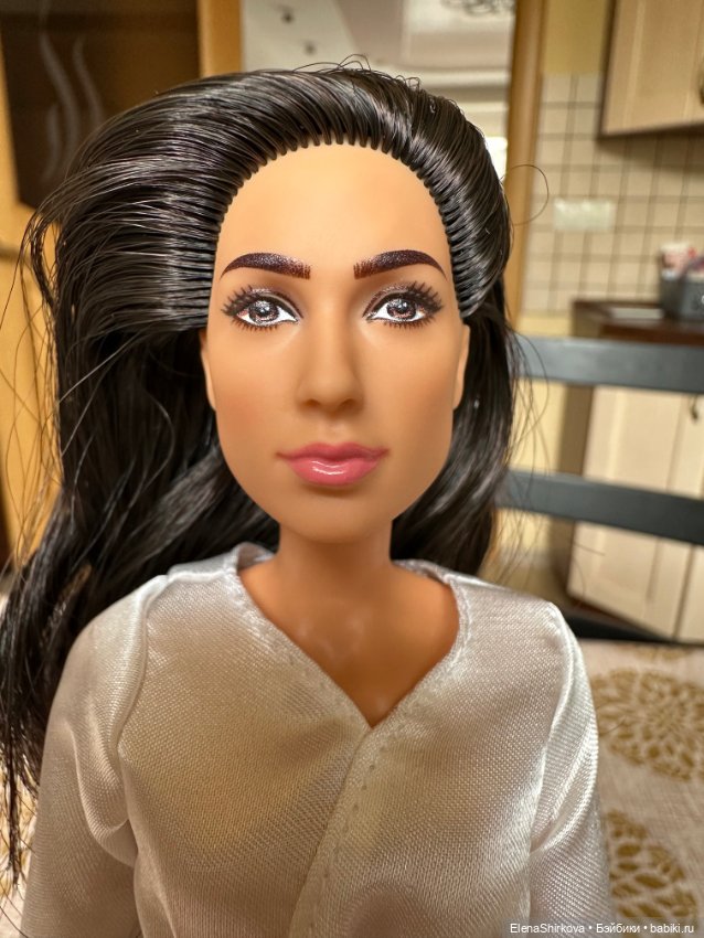 Barbie Диана Чудо-женщина (фото 4)