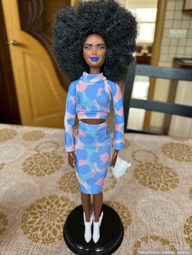 Barbie Fashionistas 156 на теле экстра 1