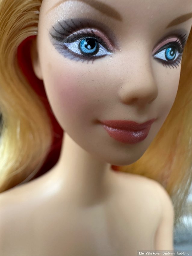 Barbie топ-модель Маки — Игровые куклы