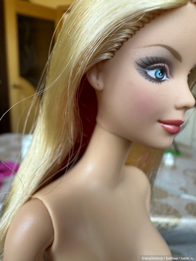 Barbie топ-модель Маки — Игровые куклы (фото 10)