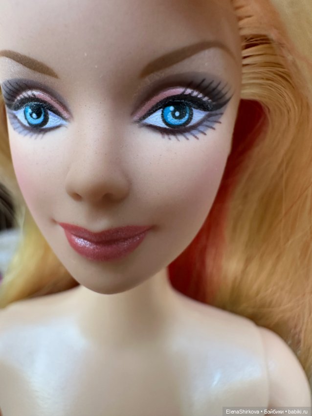 Barbie топ-модель Маки — Игровые куклы