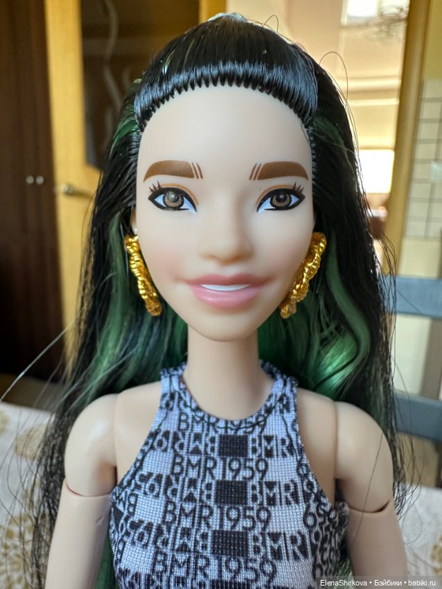 Barbie Fashionistas 110 на высоком теле мтм (фото 5)