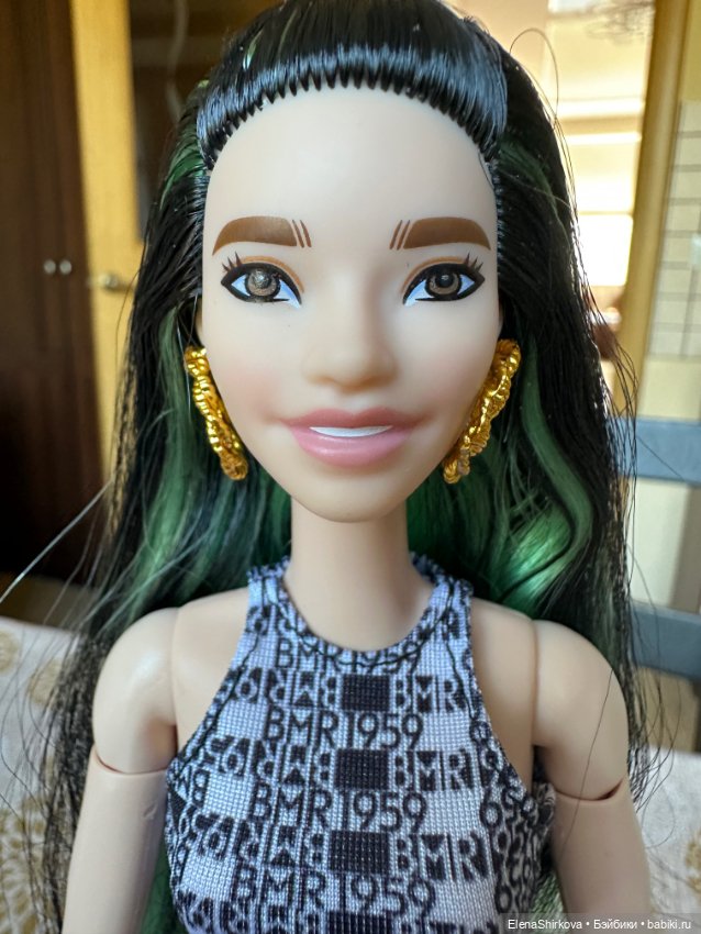 Barbie Fashionistas 110 на высоком теле мтм (фото 4)