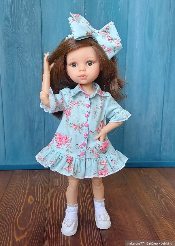Платье-рубашка для кукол Паола Рейна 32 см, цвет голубой/принт