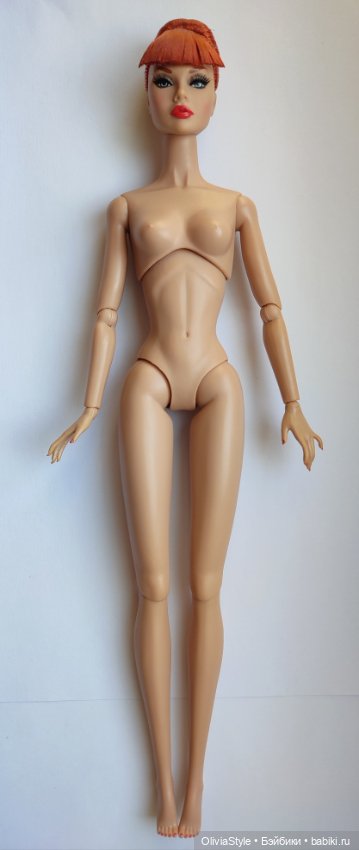 Poppy Parker. Looks a plenty. Red