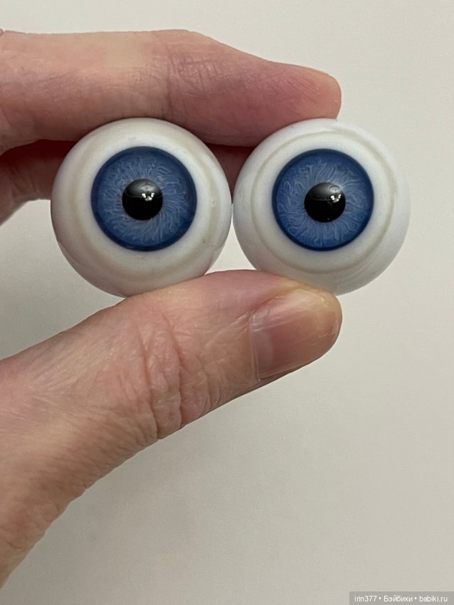 Антикварные стеклянные большие глаза