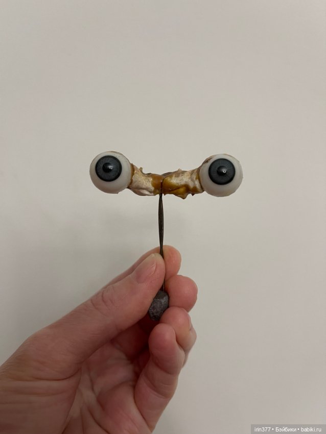 Стеклянные глазки на рокере для антикварной куклы
