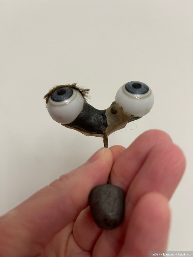 Большие антикварные глаза на рокере (фото 6)