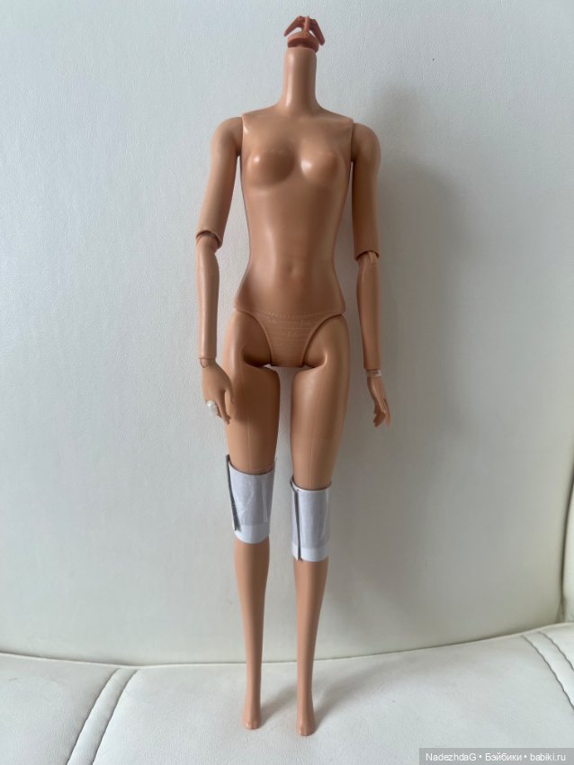 Тело Барби Изобель Альенде