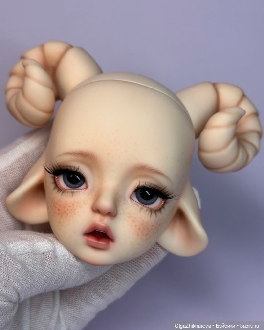 Милая Овечка Unicorn whale на теле Fairy castle