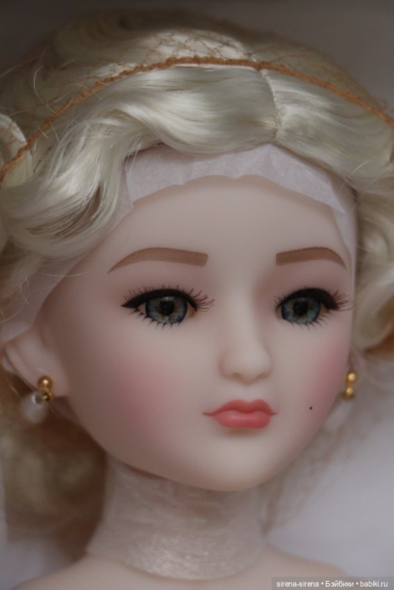 Марвис от Руби Ред, Marvis Ruby Red