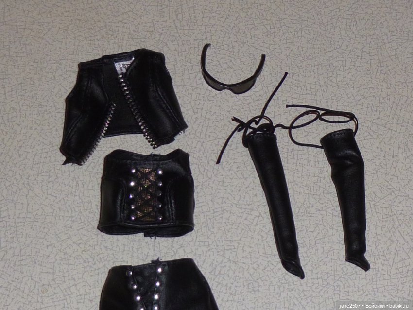 Полный аутфит коллекционной Барби Barbie Aaliyah новый (фото 3)