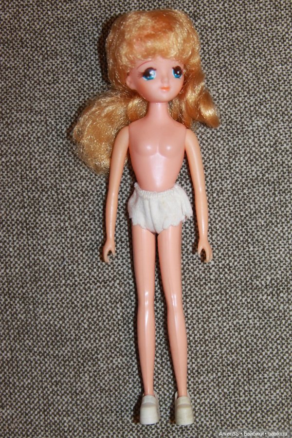 Винтажная подружка Ликки 2 поколения Изуми-чан компании Такара (фото 5)