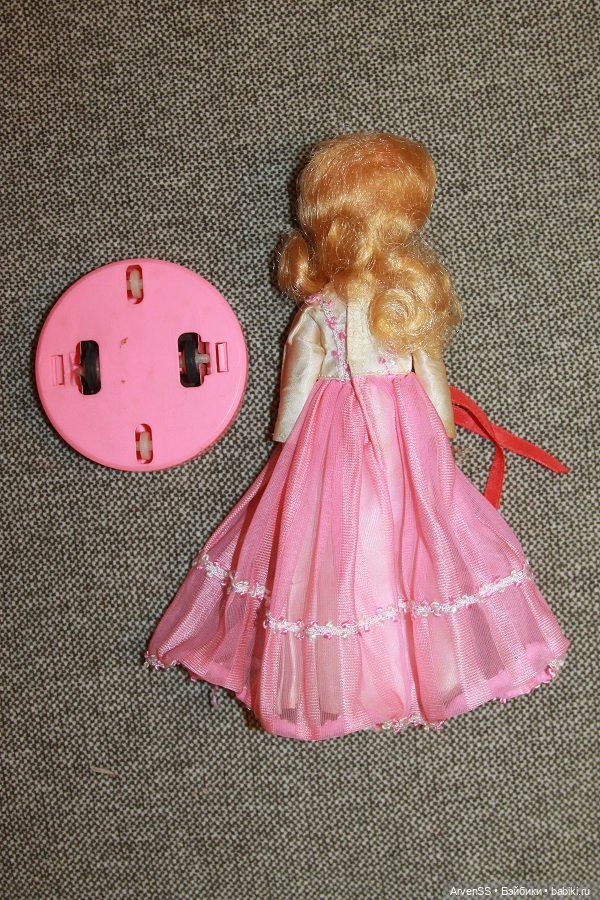 Винтажная подружка Ликки 2 поколения Изуми-чан компании Такара (фото 4)