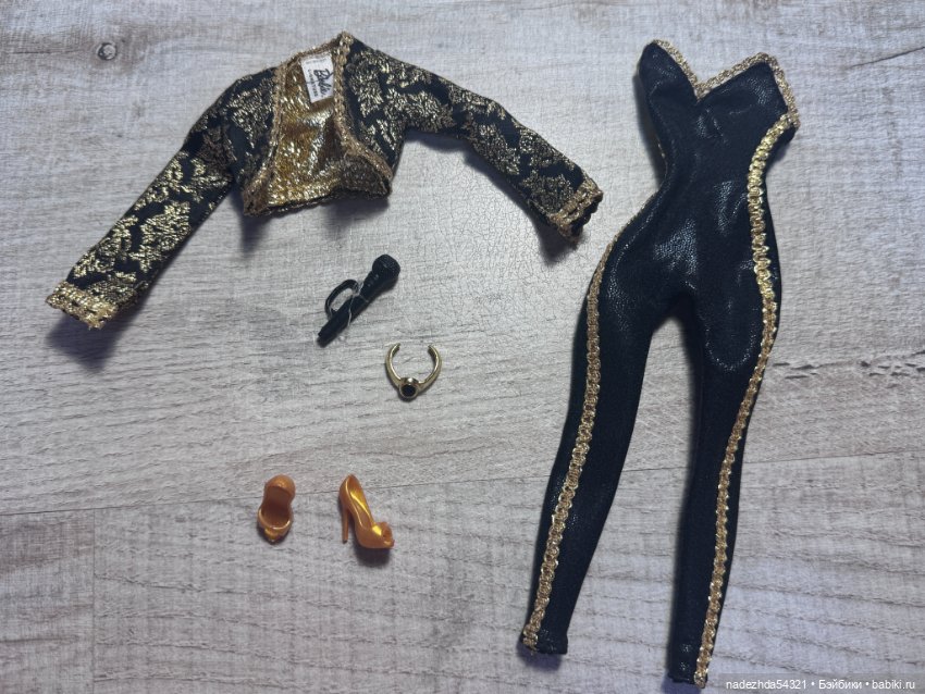 Аутфит Барби Хуан Габриэль (2)