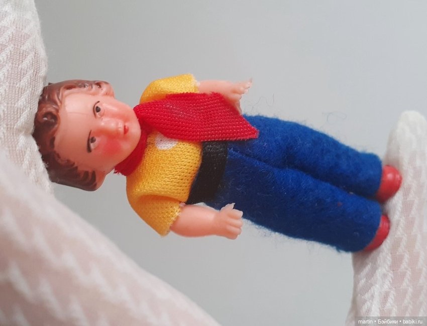 Пупсики ARI( August Riedeler) в родной одежде (фото 5)