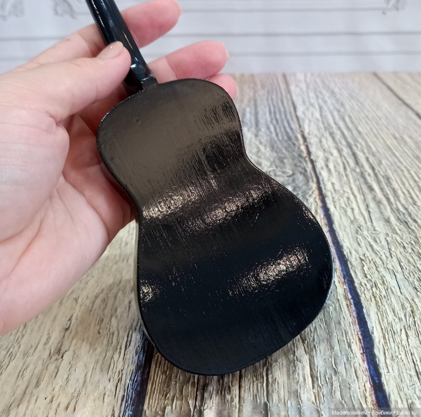 Гитара акустическая — Миниатюра для кукол