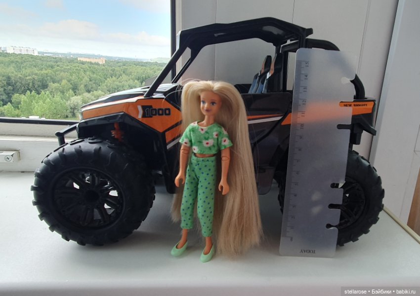 Джип на ру для кукол 1:12 (фото 4)