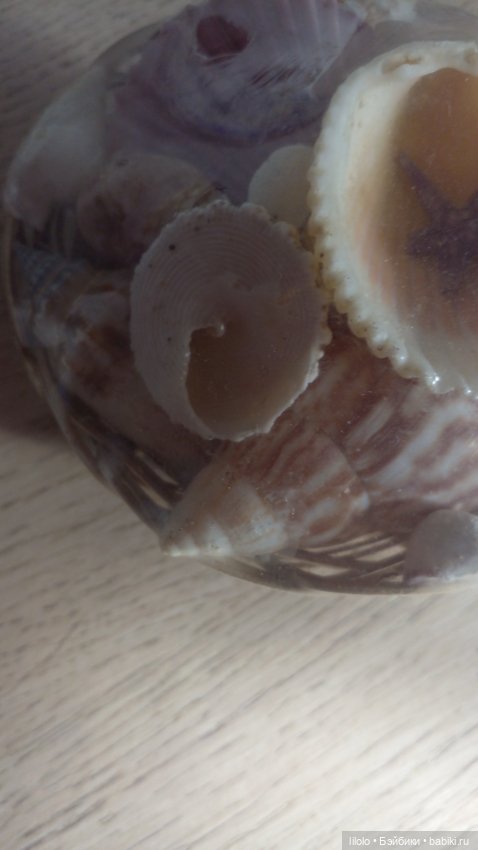 Корзина с ракушками для кукольного интерьера (фото 5)