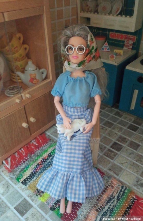 Деревенская бабушка Барби