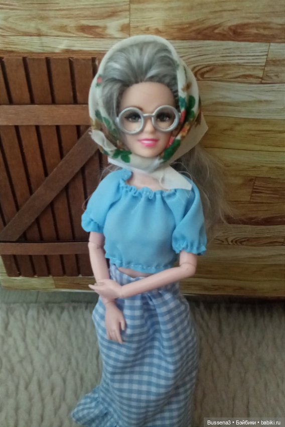 Деревенская бабушка Барби (фото 2)