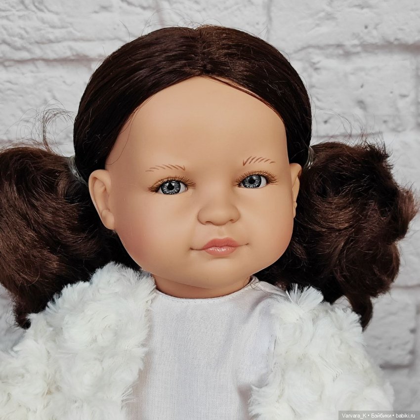 Reina Del Norte кукла Паола, 40 см (фото 6)