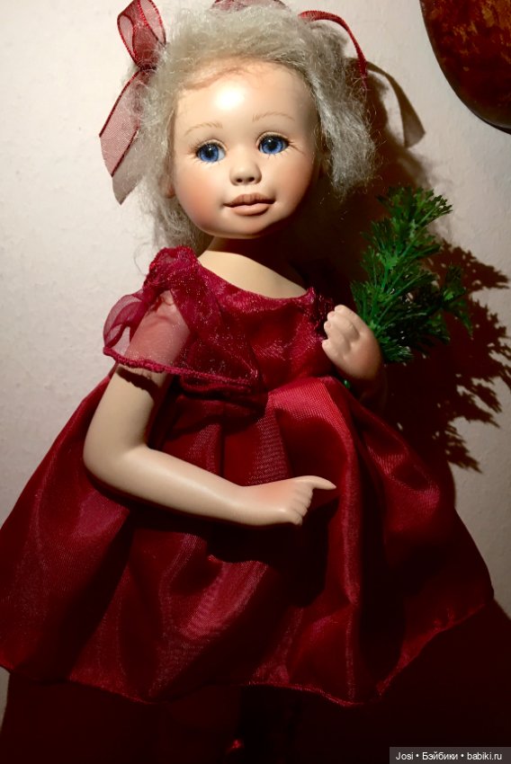 Белокурая и синеглазая Sunny от Gabriele Muller