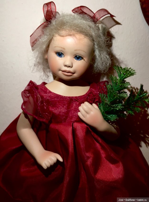 Белокурая и синеглазая Sunny от Gabriele Muller