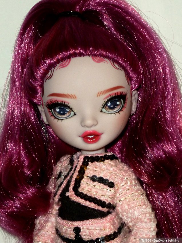 Rainbow high Shadow Скарлет Роуз (фото 8)